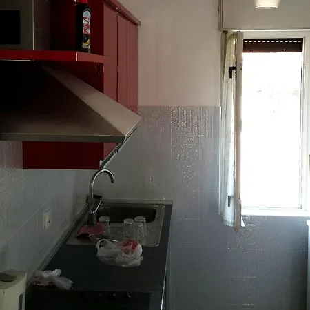 7125b Διαμέρισμα *